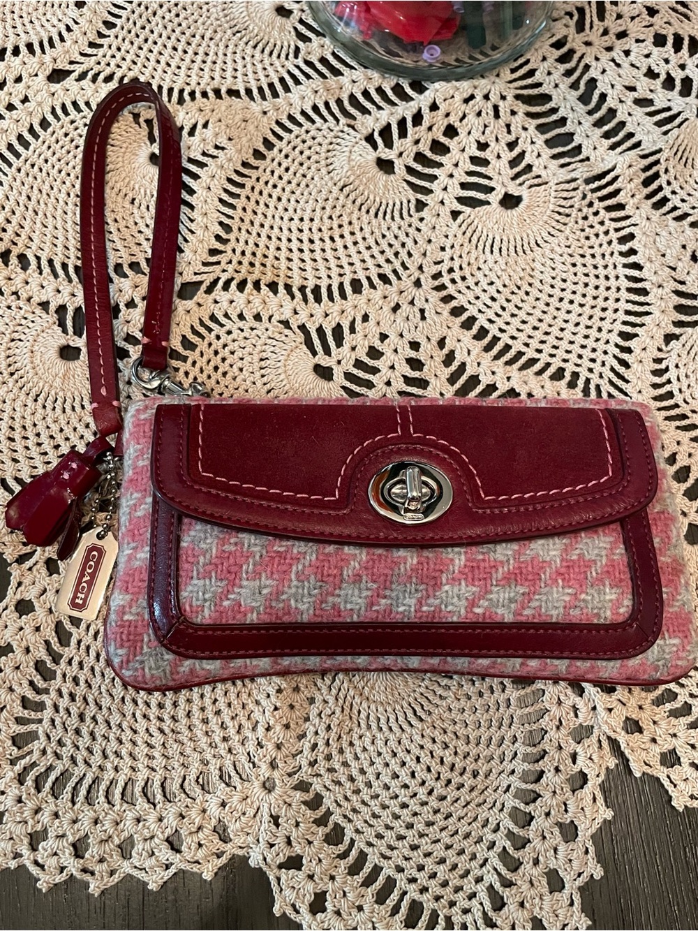 Coach Hamptons Houndstooth Wristlet featuring pink and grey tweed